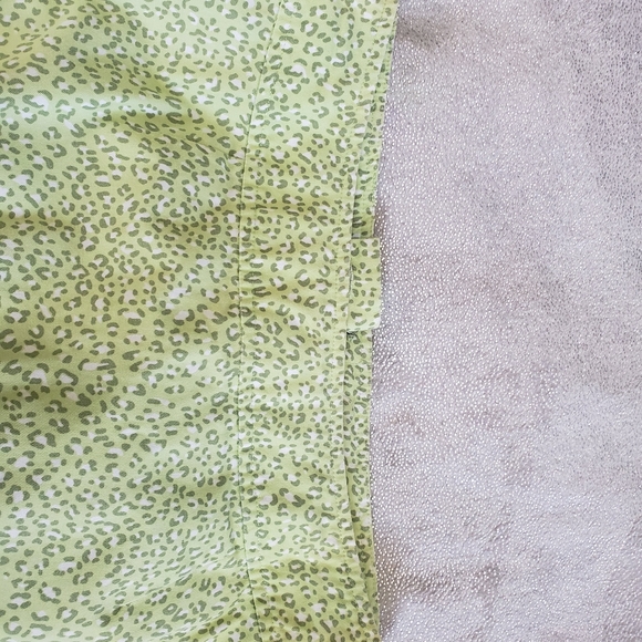 Mini-Skirt - Picture 6 of 7